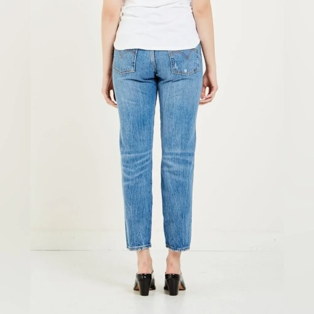 Levi’s Jeans Women's Size‎ 27 Wedgie Icon Fit High-Waist Distressed Tapered Leg